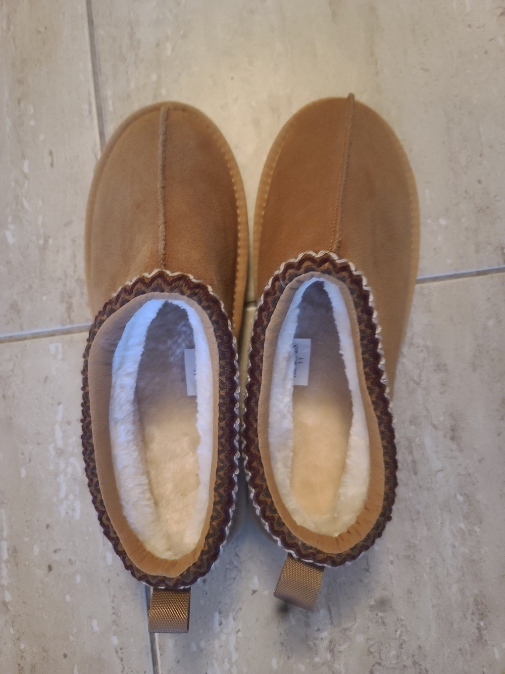 Source Unknown Men’s Tan Suede Slip-On Fleece-Lined Loafers